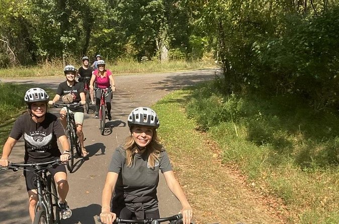 2 Hour 7-speed Bike Rental to Explore Nashville - Price and Value: $34.99 for a Full-Tool Rental