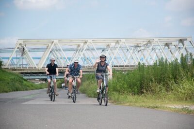 3-Hour Tokyo Private E-Bike Tour Starting from Your Hotel - E-bike setup and safety rules (the stuff that makes the ride feel calm)