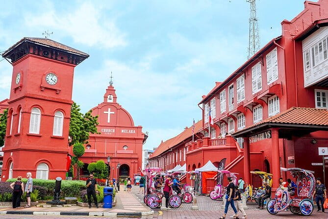 4-Hour Inspiring KL Cycling Tour - Independence Square and the River of Life: History Meets City Change