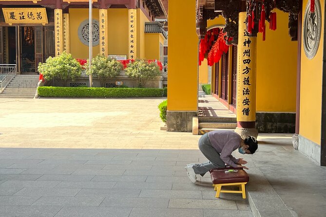 4-Hr Shanghai Tour: Food, Culture, Sightseeing, Cycling, Ferry - Key Points You’ll Care About Most