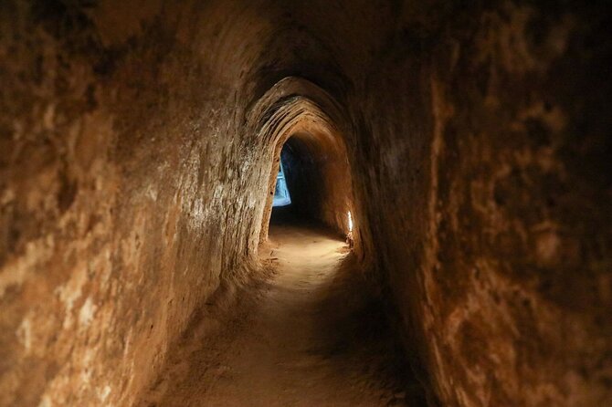 Adventure Cycling & Kayak Mekong-CuChi Tunnels Private Day Tour - Kayaking Through the Waterways: A Different Way to See Daily Life