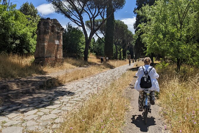 Appian Way Bike Rental Park Official Partner - Choosing the right bike for Via Appia Antica cobblestones