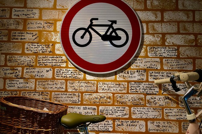 Aveiro Bike Rental - 5/8 hours - Meeting Point at Rua dos Combatentes da Grande Guerra: Getting Set Up Fast