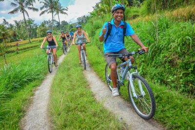 Bali Countryside Cycling Tours - Penglipuran Bamboo Forest: 7.5 hectares of shade and hands-on craft