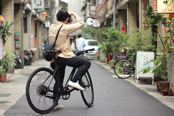 Best E-bike Cycling Tour in Taipei - Includes Local Food & Drinks - Key highlights you’ll care about
