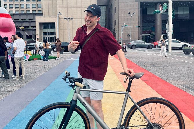 Best E-bike Cycling Tour in Taipei - Includes Local Food & Drinks - Taipei 101 and the big-skyline moment (without turning it into a detour)