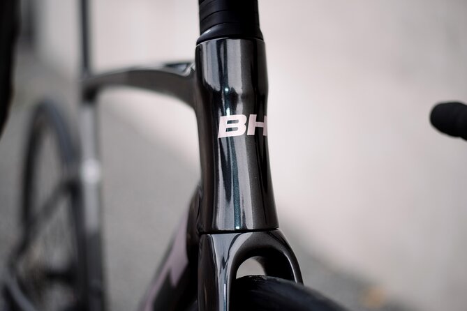 BH RS1 3.5 Shimano 105 Di2 12sp Road Bike Rental in Tenerife - Planning your 8-hour ride: Teide, Los Gigantes, Vilaflor