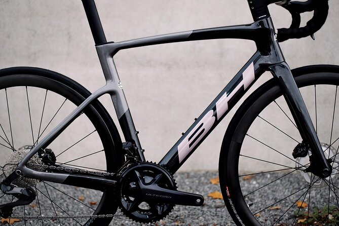 BH RS1 3.5 Shimano 105 Di2 12sp Road Bike Rental in Tenerife - BH RS1 3.5 frame tech you’ll actually notice while riding