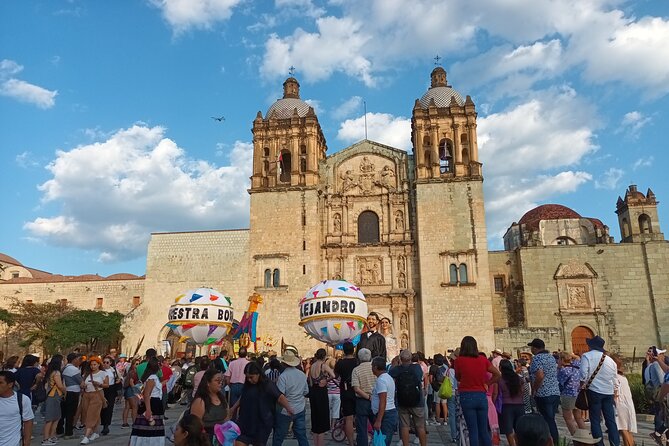 Bicycle Tour through Oaxaca learning about its Urban Art and History - Xochimilco arches: pre-colonial roots meet colonial water engineering