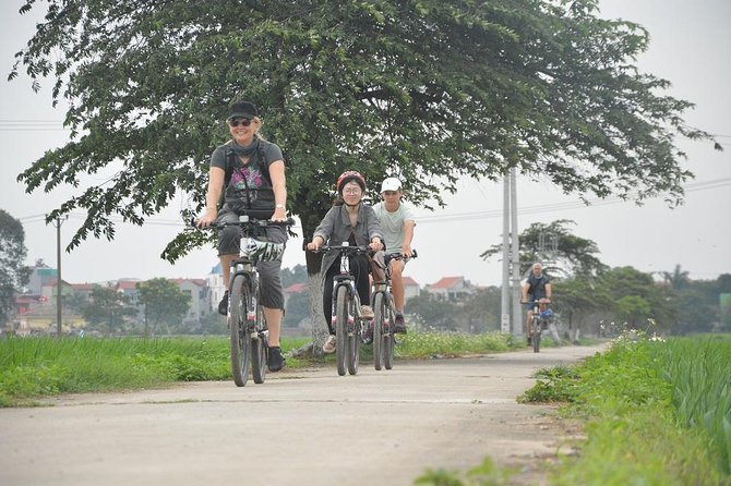 Bicycle Tours Hanoi: Full Day Bicycle Tour Hanoi Countryside - Co Loa Citadel: Fruit Market, Lotus Lake Drinks, and Dirt Roads
