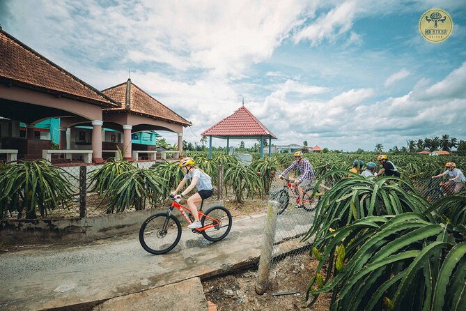 Bike And Craft Beer Brewery Mekong Delta Cycling Tour - Water, Fruit, and the Support Vehicle: How the Ride Stays Comfortable