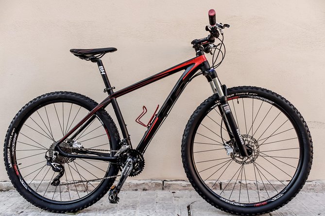 Bike rental - The pre-ride briefing: why it’s a bigger deal than it sounds