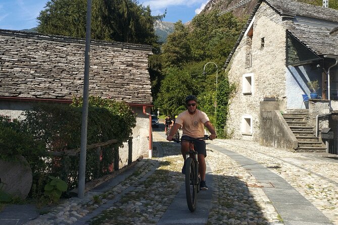 BikeBrix Scenic Cycling Tour in Lake Maggiore Ascona Locarno - Getting started smoothly: timing, group size, and meeting logistics