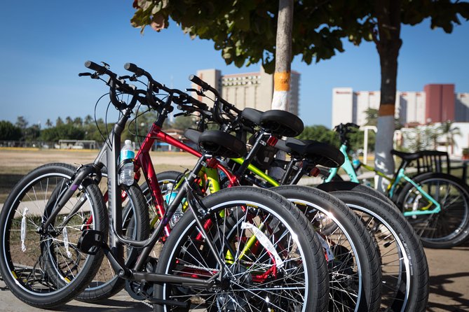 Bikes and Bites: Taco Bicycle Tour in Puerto Vallarta - Mariscos Cisneros: the stuffed seafood jalapeno taco you’ll remember
