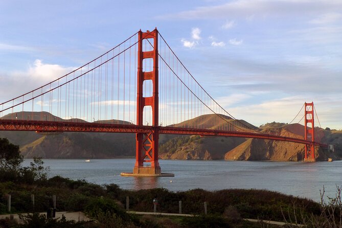Bus and Bike Adventure: 1 Day Hop On Hop Off + 1 Day Bike Rental - The Bay Cruise Add-On: Worth it for the Views, Tricky for Photos
