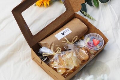 Central Park Picnic with Full Day Bike Rental - Choosing your Certe picnic box: Signature vs Vegetarian vs Healthy