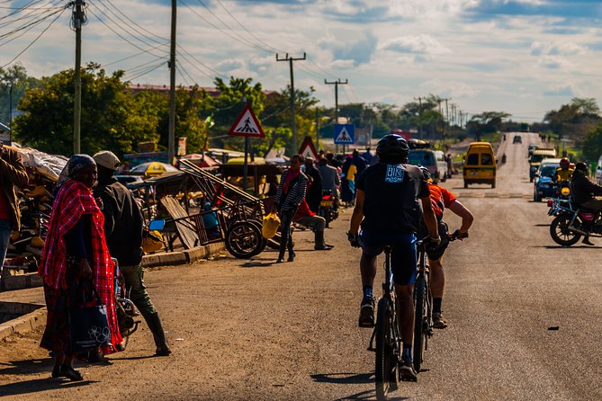 Cycling from Kilimanjaro to Ngorongoro Crater - Wildlife expectations: where your odds improve (and where they don’t)