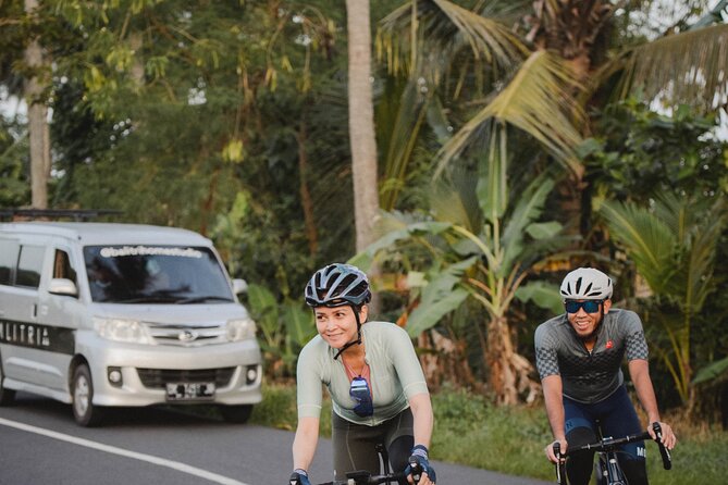 Cycling tour support and evacuation car - Evac Car Details: Tools, Wheels, and Chilled Comfort