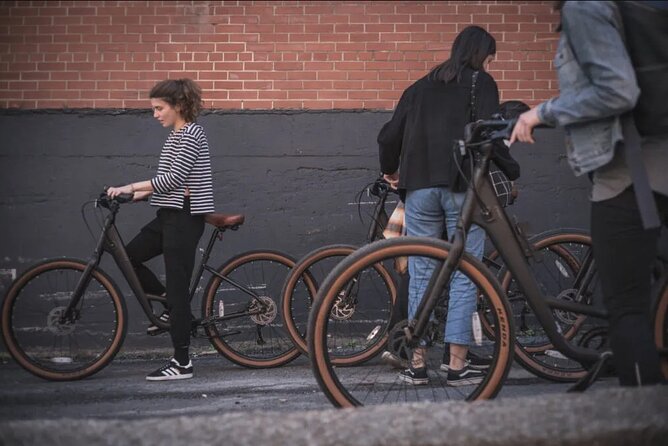 Daily Montreal Bike Rental- Be your own guide in Montreal - Riding Comfort in Real Montreal Traffic