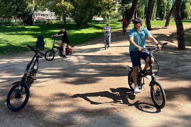 E-Bike Rental in Madrid - Retiro Park scenic paths: a calmer ride break