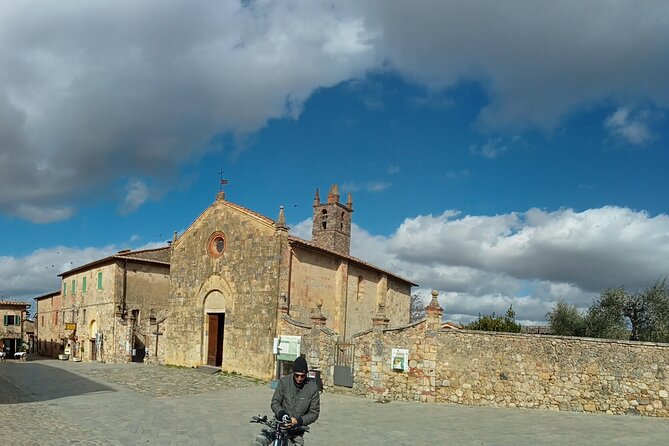 E-Bike rental in Tuscany - Key highlights