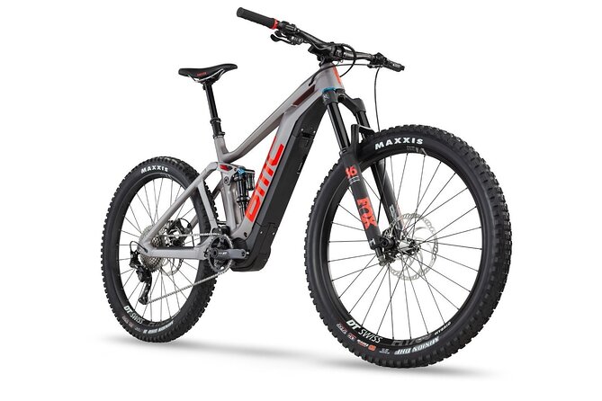 E-Bike Rental - What’s included: helmet, bear spray, lock, tools, and a real bike lesson