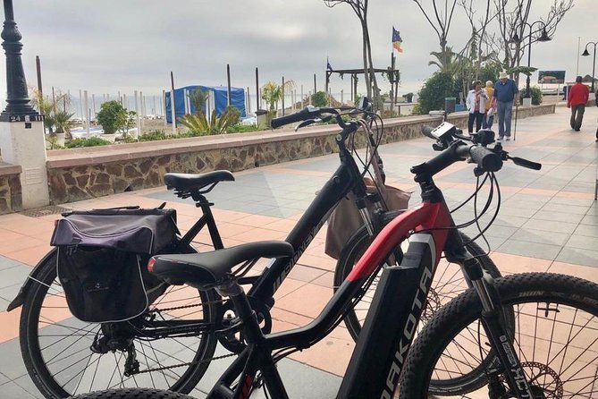 Electric Bike Rental in Malaga - Meeting at Ebike Málaga and Getting Rolling Fast