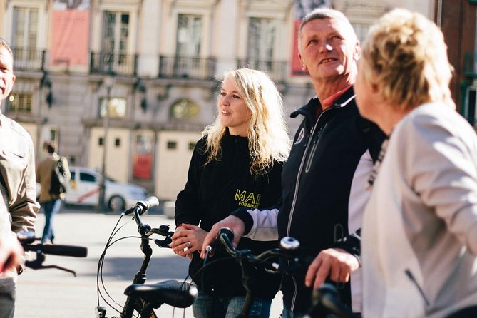 Electric Bike Rental with Phone Holder and Self Guided Tour - The Middle of Your Ride: getting to more than walking allows