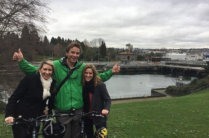 Emerald City Bicycle Tour - Elliott Bay and Olympic Sculpture Park: art plus sea air
