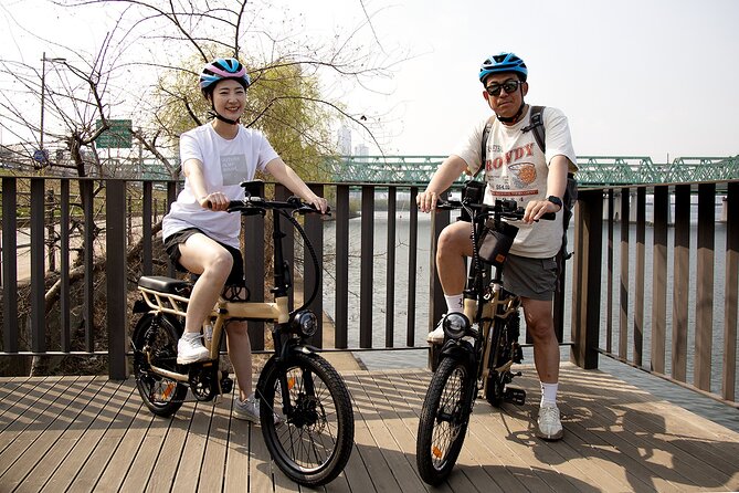 ENKO Electric Bike Ride on The Han River Bike Path in Seoul - Getting from Gwangheungchang Station to the river fast