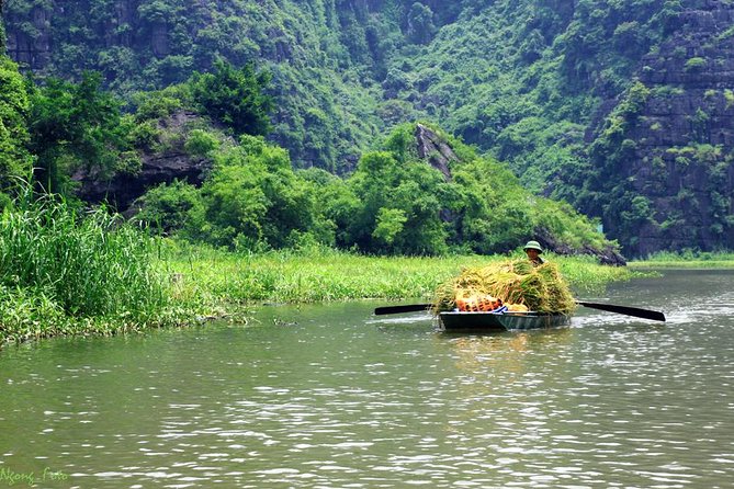 From Hanoi: Hoa Lu - Tam Coc boating - Cycling & Mua Cave visit - Timing: How the Day Flows (and Why It Feels Efficient)