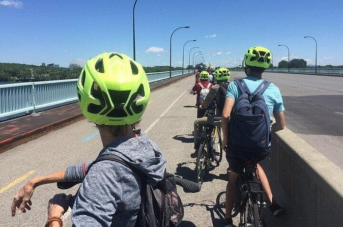 Full Day Family Bike Rental - Family mechanics that matter: trailers, tag-alongs, and helmet comfort