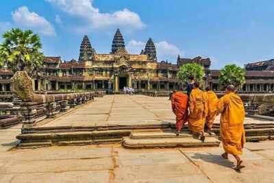 Full-Day Guided Bicycle Tour in Angkor Wat Temple - Pickup, bikes, and the rhythm of a small group day