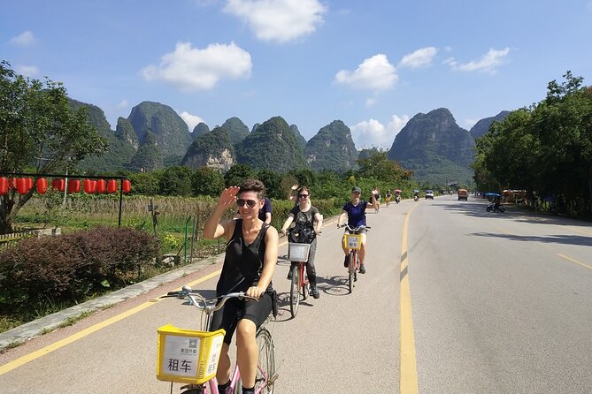 Full-day Tour: Cycling, Rafting & SanjieLiu Outdoor Water Theatre - Cycling Past Villages: The Point Isn’t Speed