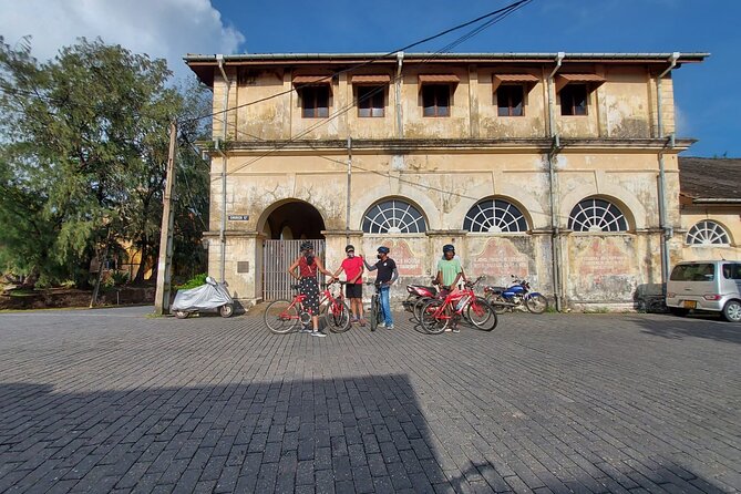 Galle Fort and City Cycling Tour - Choice of E-Bike or Manual - Inside the Dutch Fort: churches and bastions with real purpose