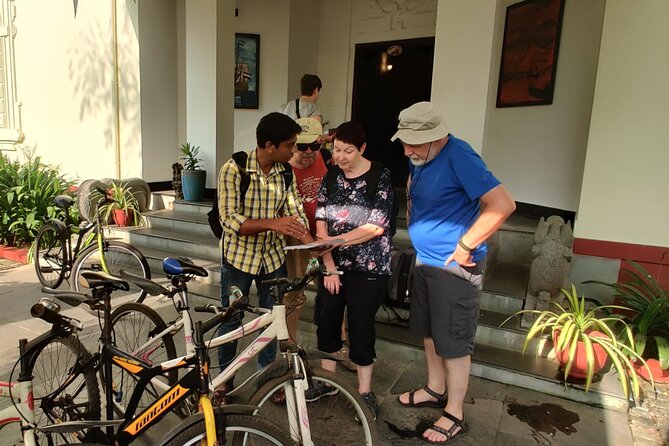 Good Morning Kochi Bicycle Tour - Jew Town on two wheels: antique shops, spice markets, and the synagogue focus