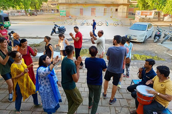 Guided Morning Bicycle Tour with Food Tasting in Jaipur - Panch Batti and Ajmeri Gate: reading Jaipur’s pink walls from the saddle