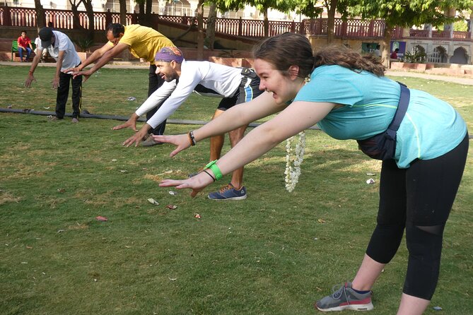 Guided Morning Bicycle Tour with Food Tasting in Jaipur - Chardiwari and the Pink City walls: seeing the city’s shape