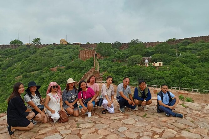 Guided Nahargarh Bicycle Tour with Food Tasting - Nahargarh Fort: spiral hill paths, chaukis, and sunrise colors