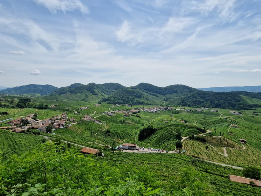 Guided Prosecco Tasting & Easy E-Bike Ride - Best for: active-but-relaxed wine lovers