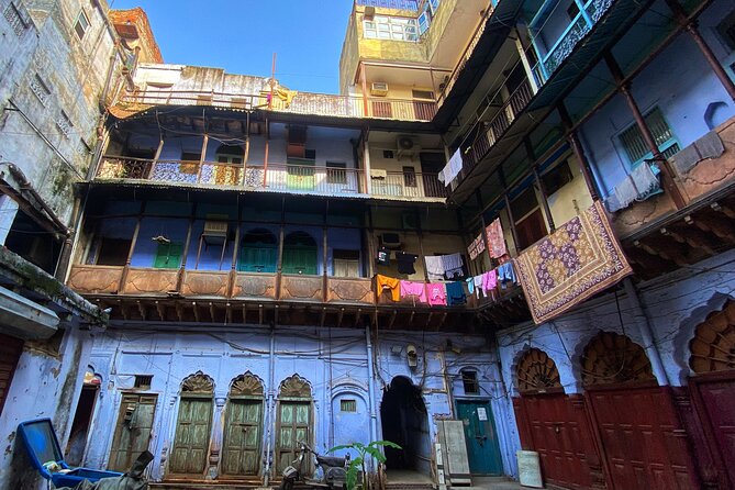 Half-Day Premium Classic Old Delhi Cycling Tour - Unity in Diversity - Khari Baoli: Asia’s largest wholesale spice market in real life