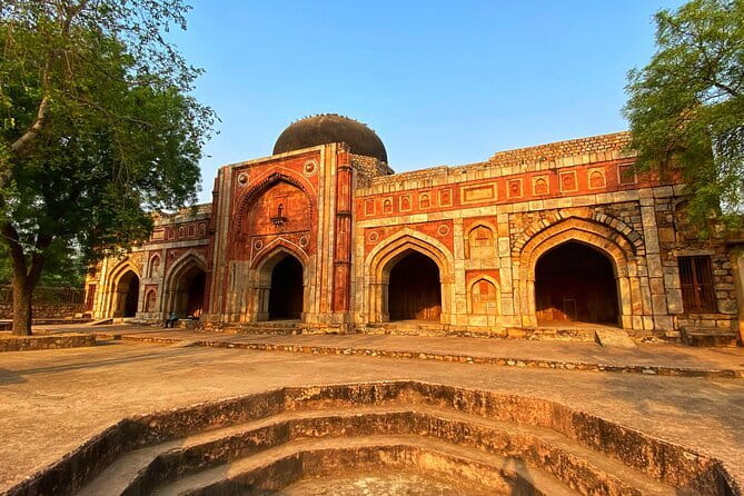 Half-Day Premium Delhi Heritage Cycling Tour - An Illustrious Tryst with time - Ending at Devan’s Café: Recharge and Swap Stories