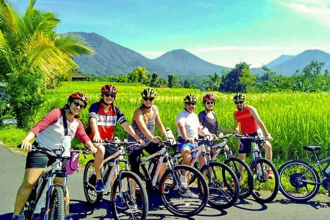Halo Bike Cycling Tour Downhill - What’s Included (and What You Should Budget For)