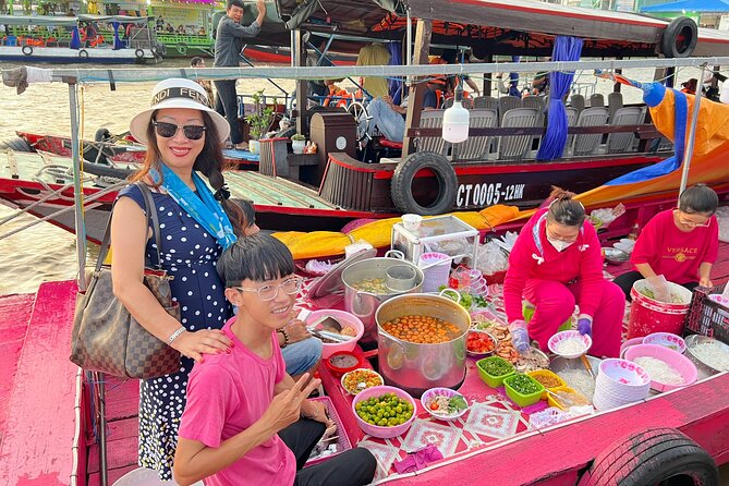 HCM: 2-Day Mekong Delta Floating Market with Cooking & Bike Ride - The long but smart start from Ho Chi Minh City