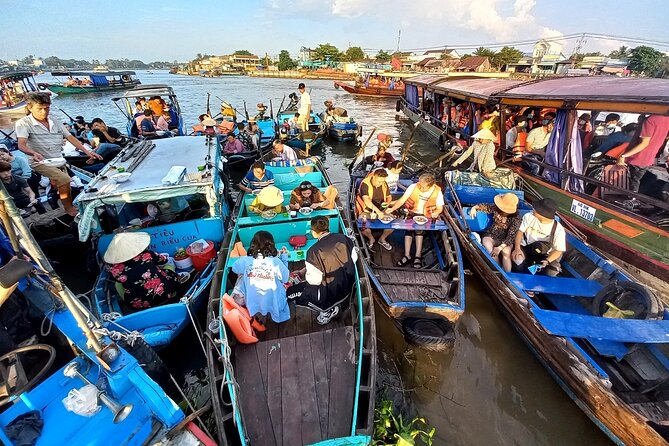 HCM: 2-Day Mekong Delta Floating Market with Cooking & Bike Ride - Lunch in My Tho and a quick rickshaw hop