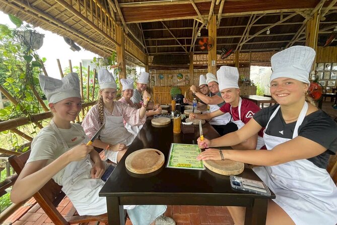 “Hoi An Countryside Cycling Tour–Farming Experience–Cooking Class - Safety-first cycling through Hoi An’s quiet back roads