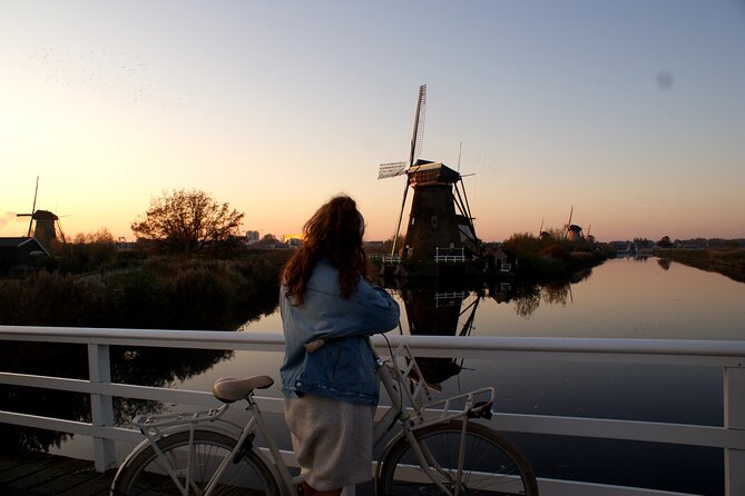 Kinderdijk Area Cycling Tour - Cheese farm and local snacks: the Dutch food moments that make it feel real