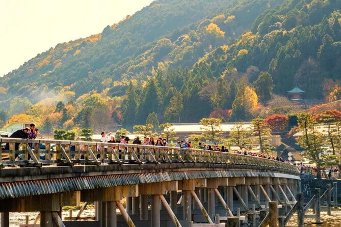 KIYOTO’s Kyoto Private E-Cycling Tour: Highlights & Hidden Gems - Yasaka Pagoda, Yasui-Konpiragu, and the alley-to-river feel