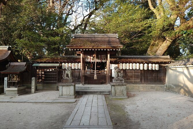 KIYOTO’s Kyoto Private E-Cycling Tour: Highlights & Hidden Gems - Philosopher’s Walk and Honen-in: where the pace can soften