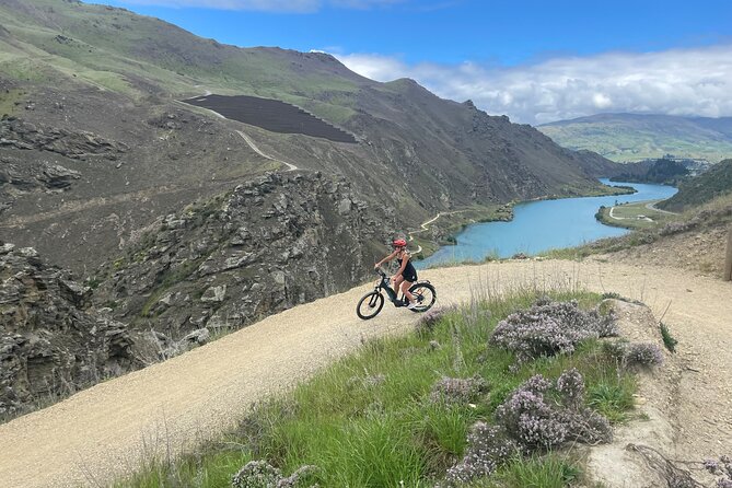 Lake Dunstan Cycleway Bike Rental And Return Shuttle - Key highlights at a glance